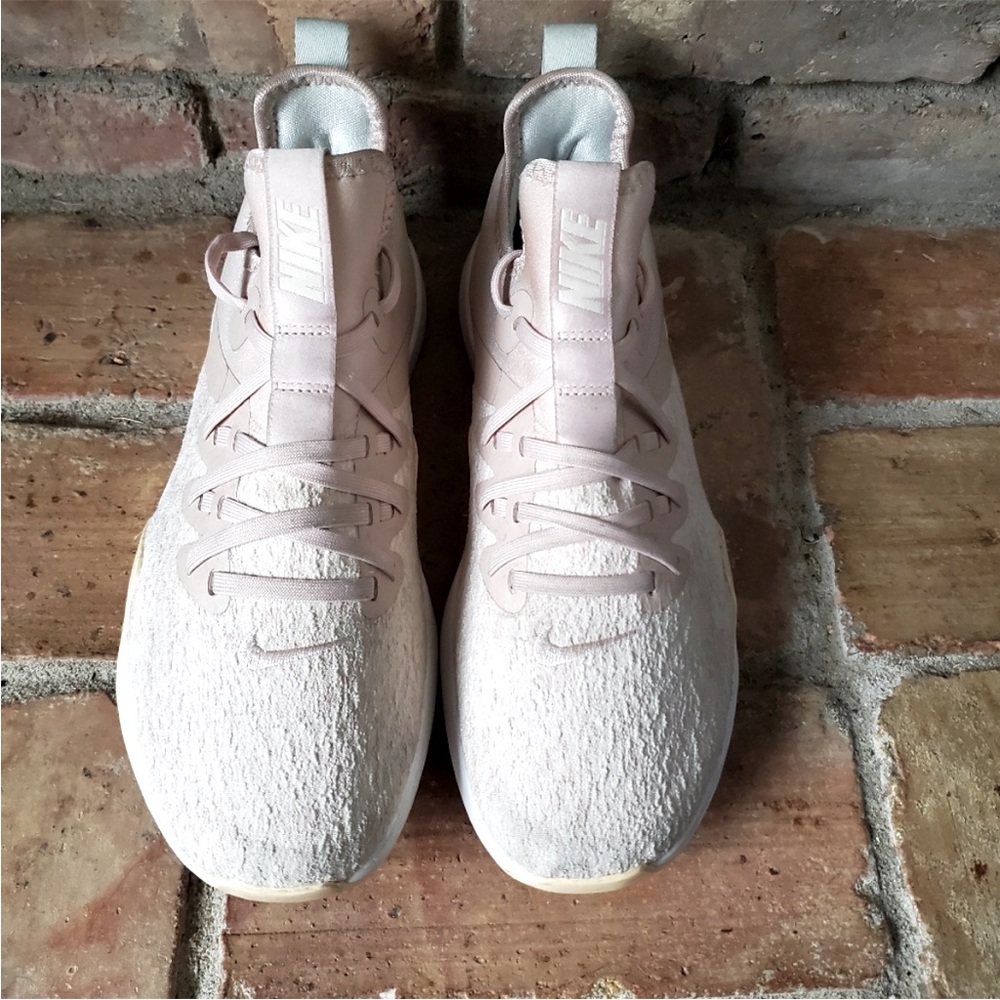 Nike Foundation Elite TR Beige Running Shoes AJ8154-003 Women's Size 7.5
